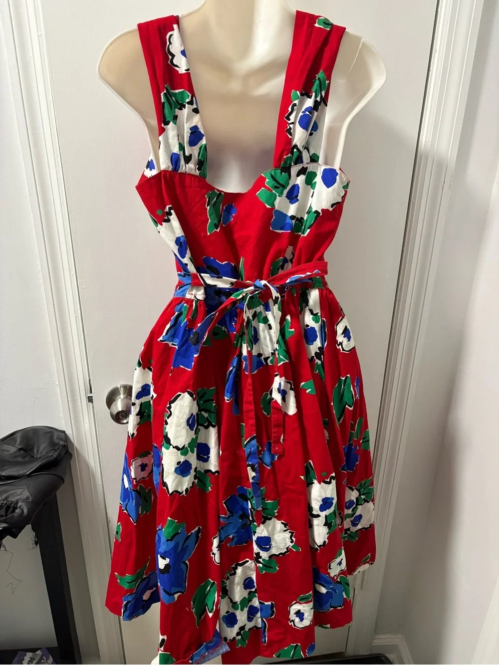 80s bold floral red sundress - Picture 6 of 9